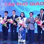 Chính Ngạch Trong Tiếng Anh Là Gì